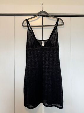 Delta Burke Black Sheer Lace Negligee / Chemise